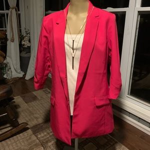 NWT Blazer INC. SZ large. Fuchsia. Ruched Sleeves